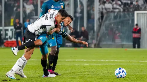 Damián Pizarro tuvo una ocasión clarísima para poner en ventaja a Colo Colo, pero no pudo aprovecharla.