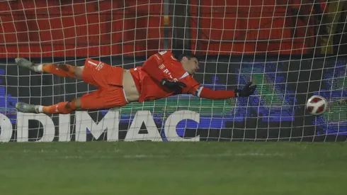 El portero de la UC no pudo hacer nada para evitar la derrota ante la U.
