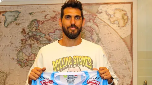 Joaquín Larrivey trae los goles a la Academia