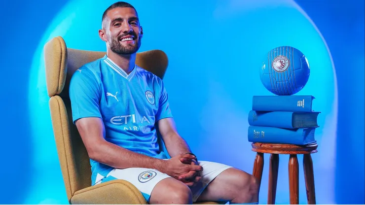 Mateo Kovacic deja el Chelsea y se suma al Manchester City tras la salida de Ilkay Gundogan.
