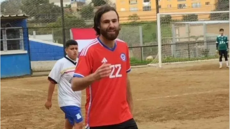 Brereton dándolo todo en la pichanga de Valparaíso