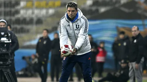 Mauricio Pellegrino aseguró que, a dos días del Clásico Universitario, desde la ANFP no les han dicho a qué jugadores pueden utilizar.