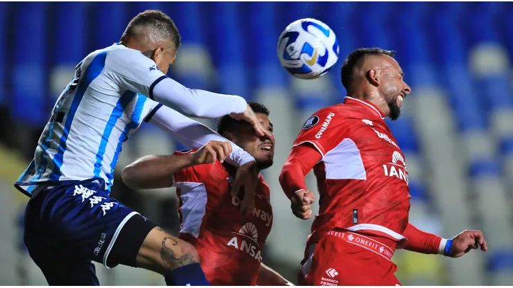 Ñublense visitará a Racing este miércoles.