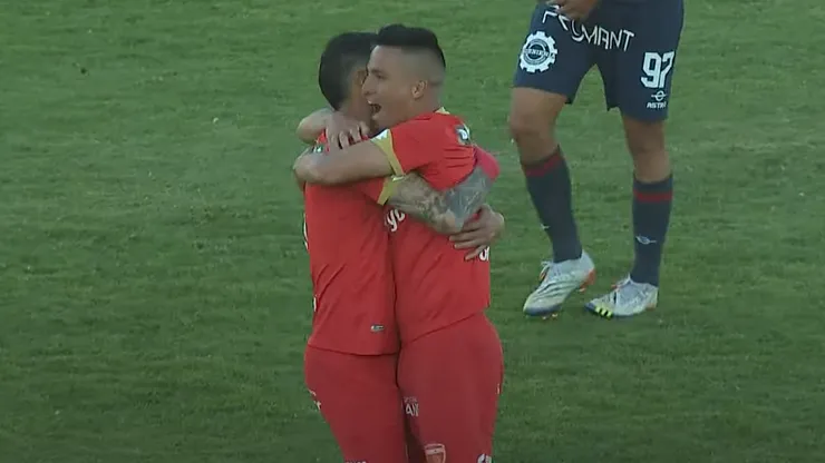 Carlos Ross fue asistidor y Carlos Escobar sentenció la victoria de Sport Huancayo en el debut de la Liga 1 de Perú.