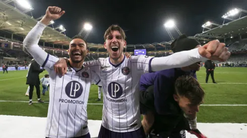 Gabriel Suazo jugó 20 partidos junto a Stijn Spierings en el Toulouse FC. El neerlandés fichó por el subcampeón de Francia.