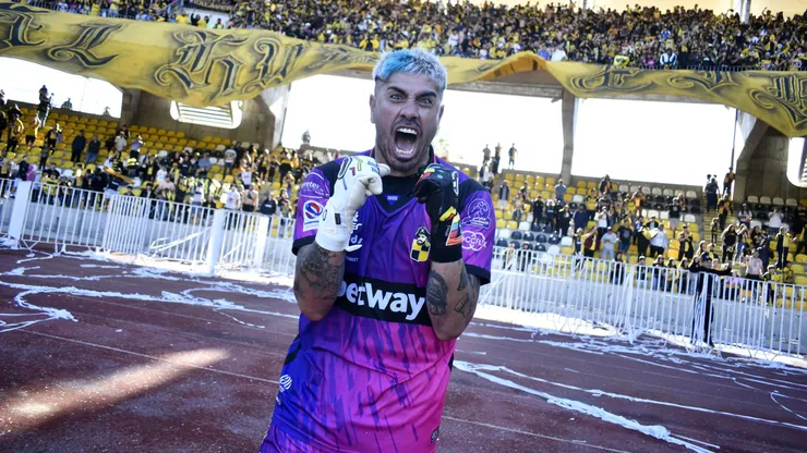Diego Sánchez atajó un penal en la definición entre Coquimbo y La Serena.