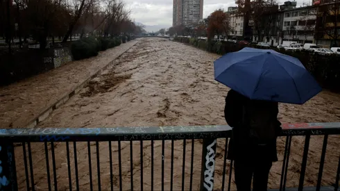 La Región Metropolitana enfrenta un sistema frontal.
