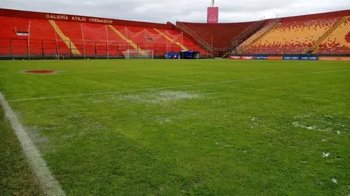 La cancha del Santa Laura ha sufrido con la lluvia
