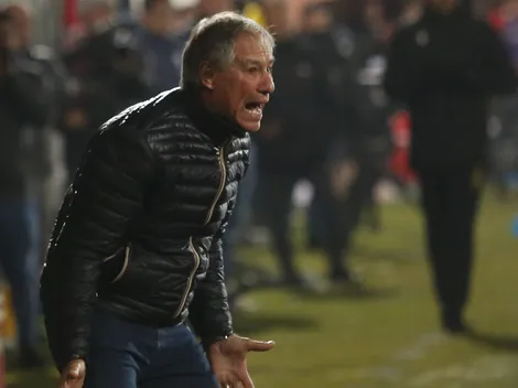 Holan se resigna a la suspensión del duelo de la UC y Wanderers