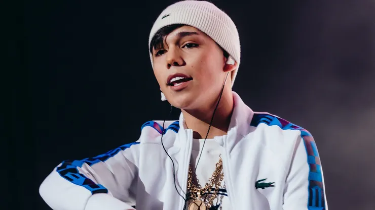 Cantante urbano es detenido por manejar sin licencia y portar droga