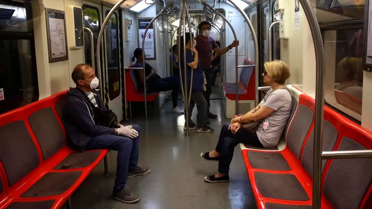 Conoce a qué hora cierra el Metro de Santiago hoy.