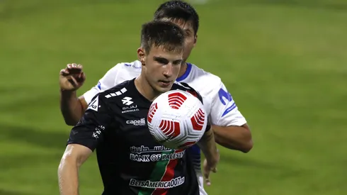 Bruno Barticciotto es seguido con mucho interés por Colo Colo. Pero la UC todavía tiene parte relevante en la decisión.