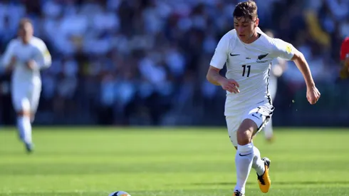 Marco Rojas fue titular en Nueva Zelanda. Dio una asistencia y su país se retiró del partido por un caso de racismo.