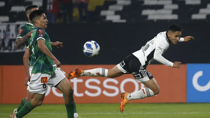 El jugador estuvo presente en el estadio Monumental.
