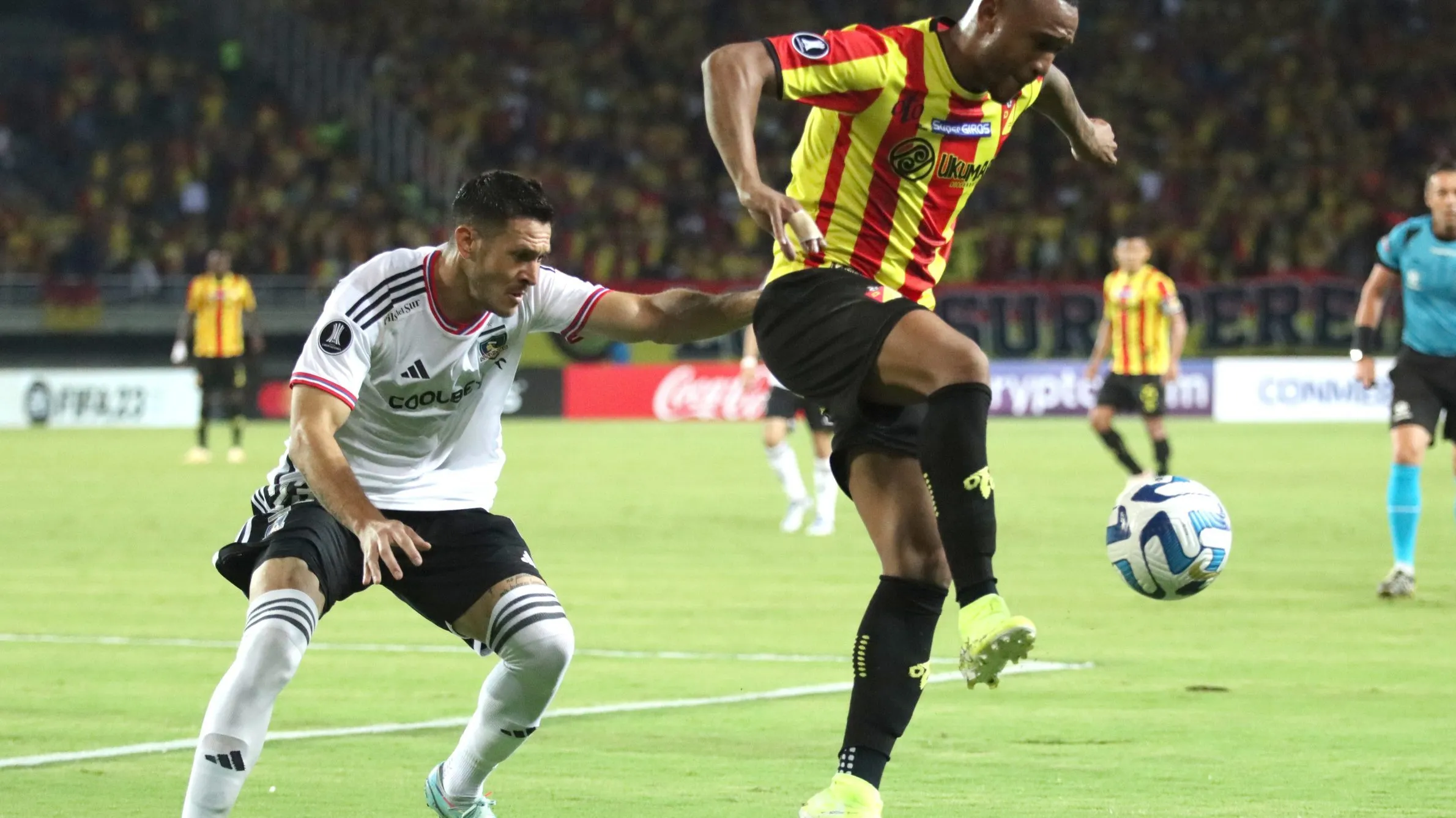 Colo Colo inició la fase de grupos ante Deportivo Pereira y la cerrará ante los colombianos. | Foto: Photosport