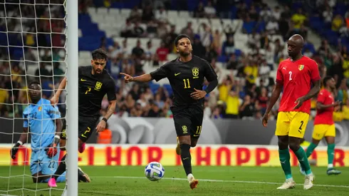 Brasil antirracista goleó y gusto en Barcelona.