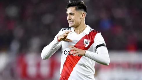 Pablo Solari contra Defensa y Justicia.