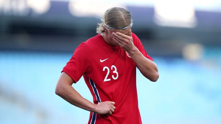 Erling Haaland no consigue darle un triunfo de local a su selección.