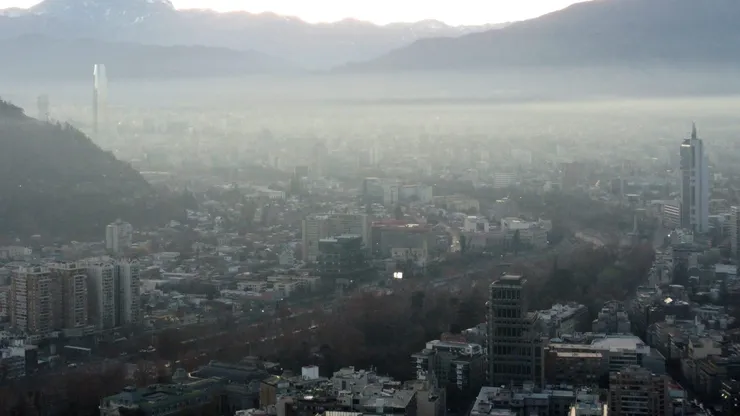 ¿Qué cosas no se pueden hacer con la preemergencia en Santiago hoy?
