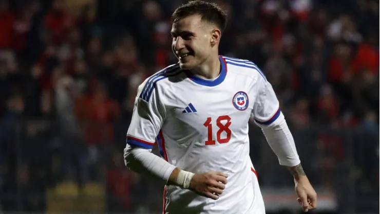 Bruno Barticciotto convirtió sus dos primeros goles en la Roja en su debut.