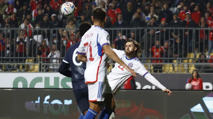 Triplete de Ben Brereton para Chile en Viña del Mar.