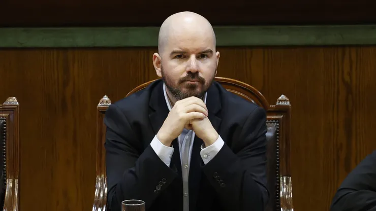 Giorgio Jackson anunció la posible fecha de pago del Bono Invierno.
