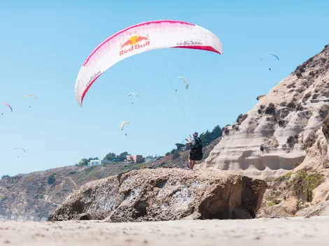Bicho Carrera debutó en el torneo mundial de parapente acrobático