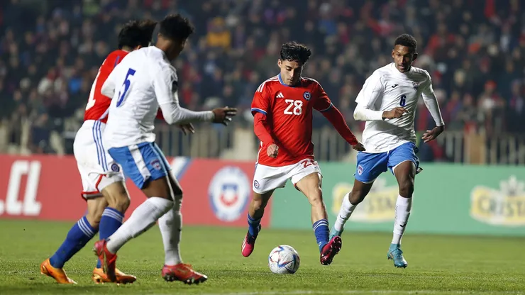 Javier Altamirano agradece haber debutado en La Roja en Concepción