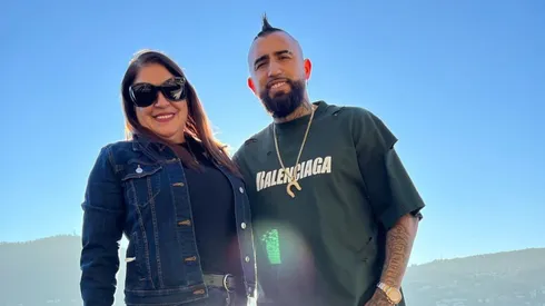 La mamá de Vidal asegura que el King debe volver a Colo Colo