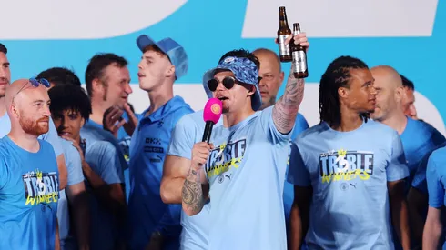 Kalvin Phillips hizo cantar al público en honor a un compañero suyo en el Manchester City, figura en el título de la Champions League: John Stones.