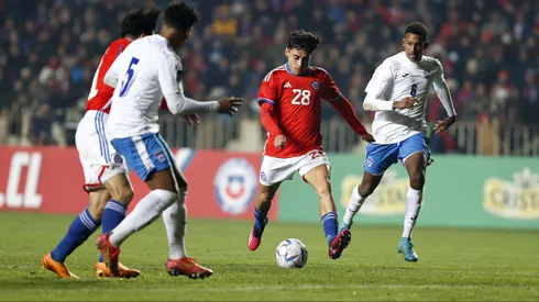 La selección chilena tuvo en Javier Altamirano a una de las caras nuevas