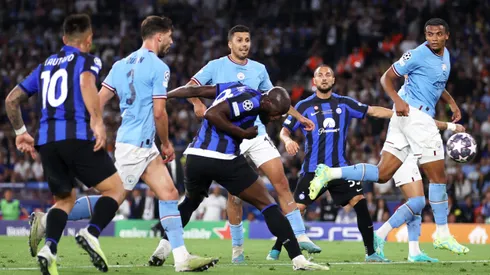 Romelu Lukaku se perdió un gol solo ante el arquero y le negó otro a un compañero que pudo ser el empate contra Manchester City en la final de Champions League.