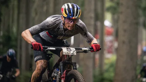 Martín Vidaurre busca entrar en los 20 pilotos más rápidos de la categoría "Élite" de la Copa del Mundo UCI XCO.