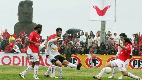 Colo Colo ante Isla de Pascua en 2009