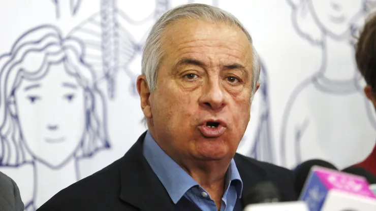 La Mesa Directiva de Renovación Nacional y Evópoli se reunió con el exministro de Salud, Jaime Mañalich, para “analizar la crisis de virus respiratorios".