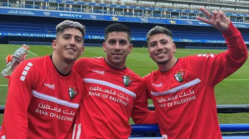 El plantel de Palestino en a La Bombonera.