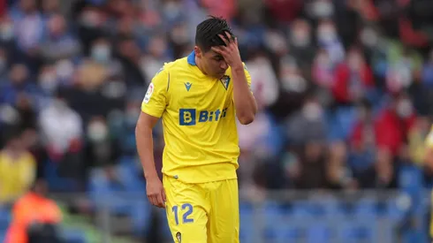 Alarcón terminó su préstamo y debe volver al Cádiz