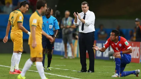 Ange Postecoglou fue el DT de Australia en el Mundial de Brasil 2014. Chile venció por 3-1 a los Socceroos del entrenador que vive sus primeros días en la Premier League inglesa.