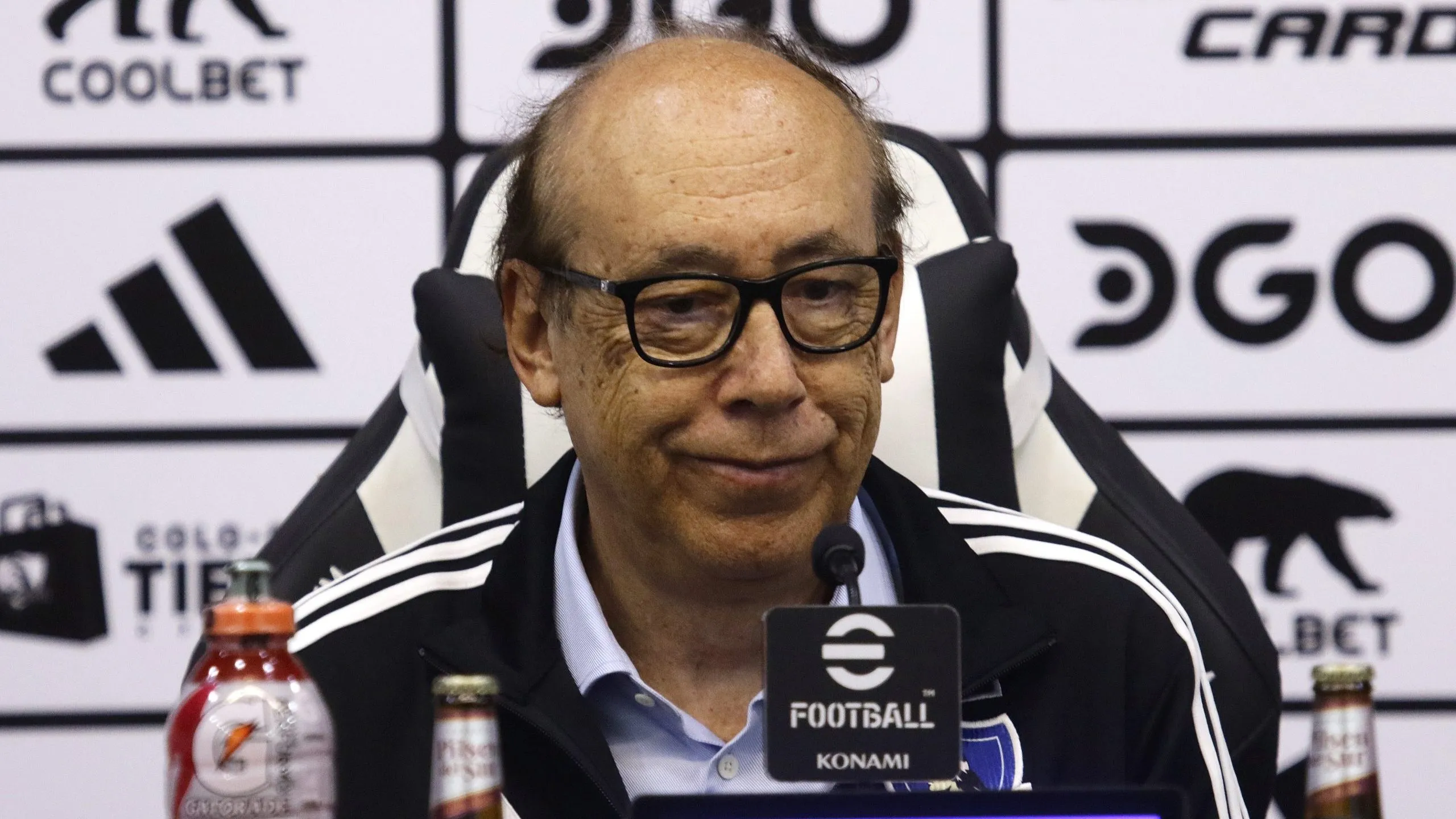 Santiago, 8 de Febrero de 2023.
El presidente de Colo Colo junto al gerente deportivo Presentan al jugador  Matas de los Santos en el Estadio Monumental en la comuna de Macul.
 
Javier Salvo/Photosport