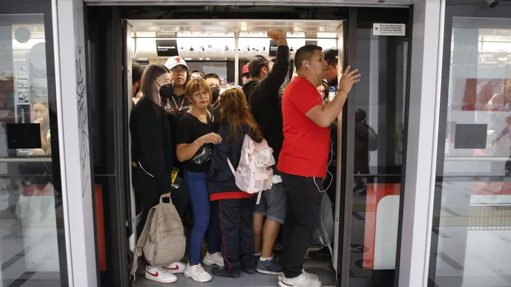 Metro de Santiago.