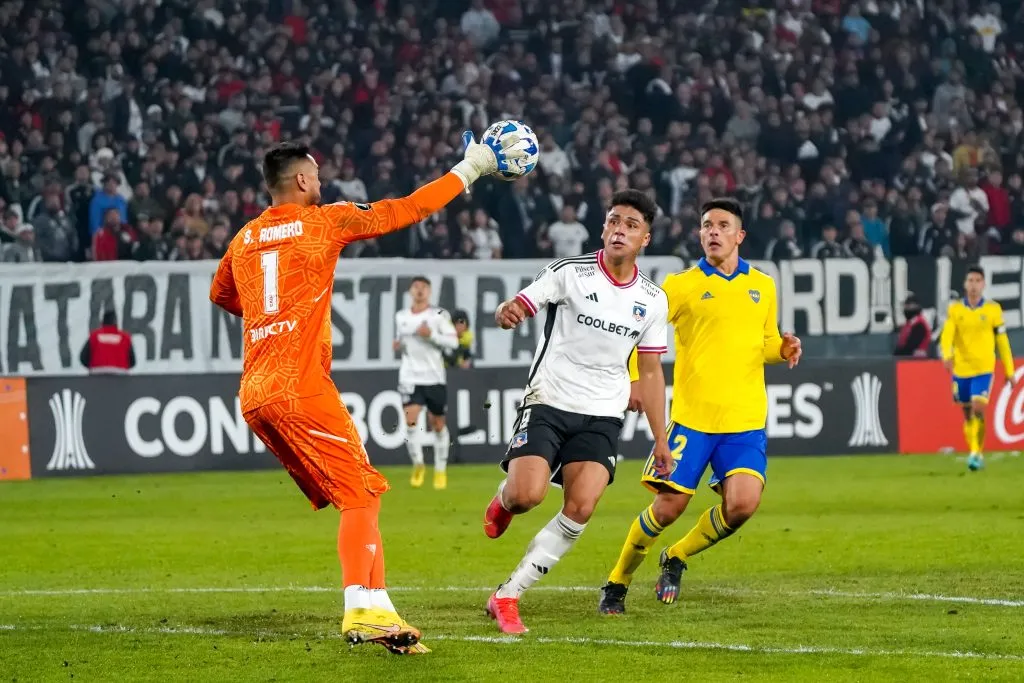 En el Estadio Monumental, Damián Pizarro no pudo anotarle a Sergio Romero. | Foto: Guille Salazar / RedGol