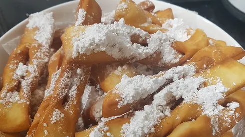 Receta chilena: Calzones rotos.