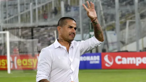 Jorge Acuña tuvo su despedida como entrenador de Santiago City.