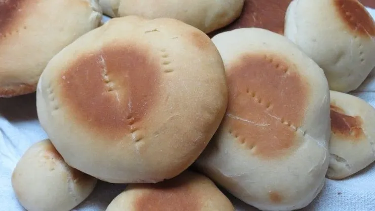 Receta de pan amasado casero: Cocina chilena.