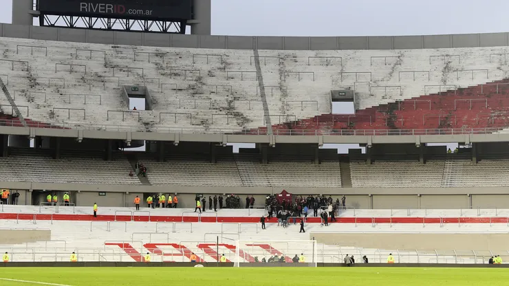 Comunicado de River Plate tras la muerte de un hincha en pleno partido.