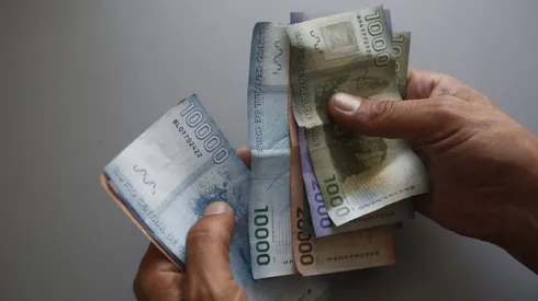 Revisa quiénes no reciben el nuevo pago Bono Invierno 2023.