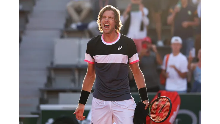 PARIS, FRANCE - JUNE 01: Nicolas Jarry of Chile celebrates winning match point against Tommy Paul of United States during the Men's Singles Second Round match on Day Five of the 2023 French Open at Roland Garros on June 01, 2023 in Paris, France. (Photo by Julian Finney/Getty Images)