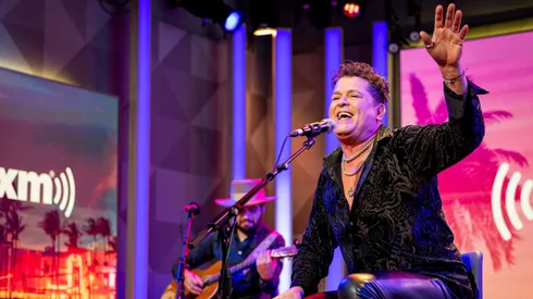 ¿A qué hora se presenta Carlos Vives en el Movistar Arena?