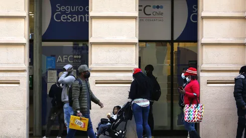 Filas en AFC por Seguro de Cesantía.