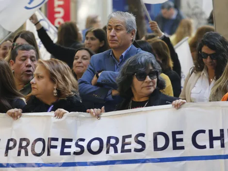 ¿Por qué el Colegio de Profesores advirtió a Boric con una paralización?